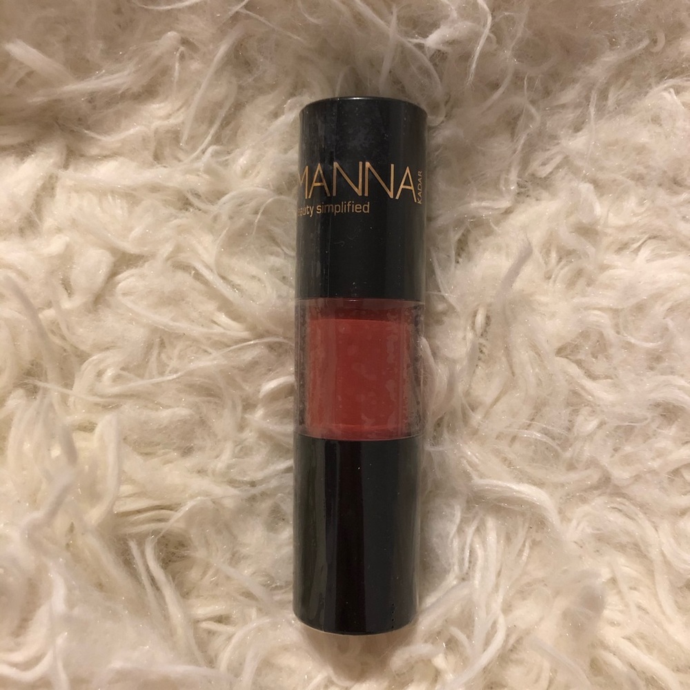 Manna Kadar Lip Whip